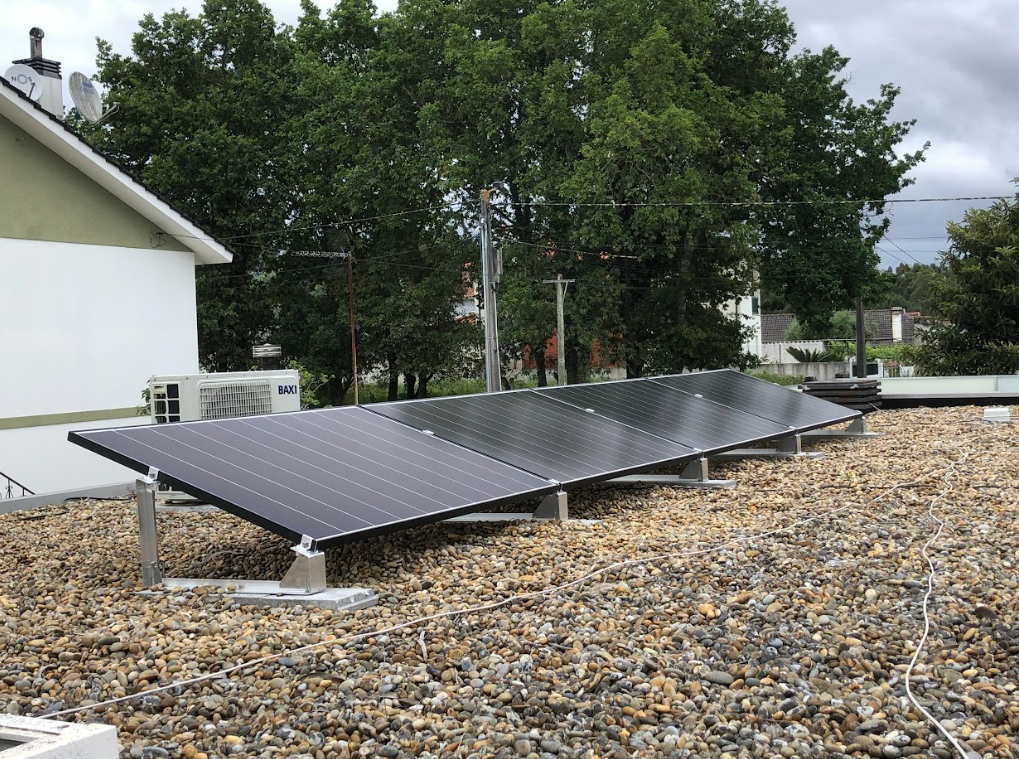 Instalação de Painéis Fotovoltaicos – Vila de Punhe