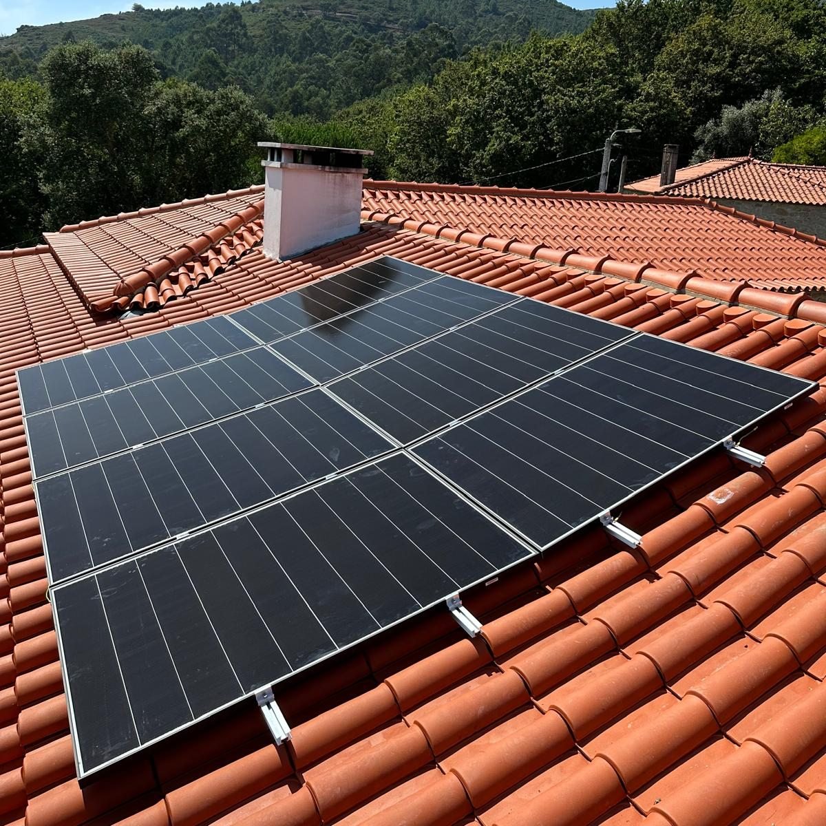 Instalação de Painéis Fotovoltaicos e Bombas de Calor – Vila Nova Cerveira