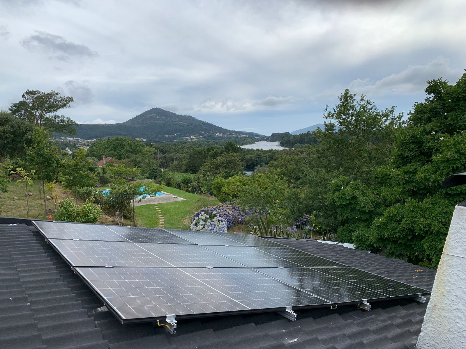 Instalação de Painéis Fotovoltaicos – Vila Nova de Cerveira