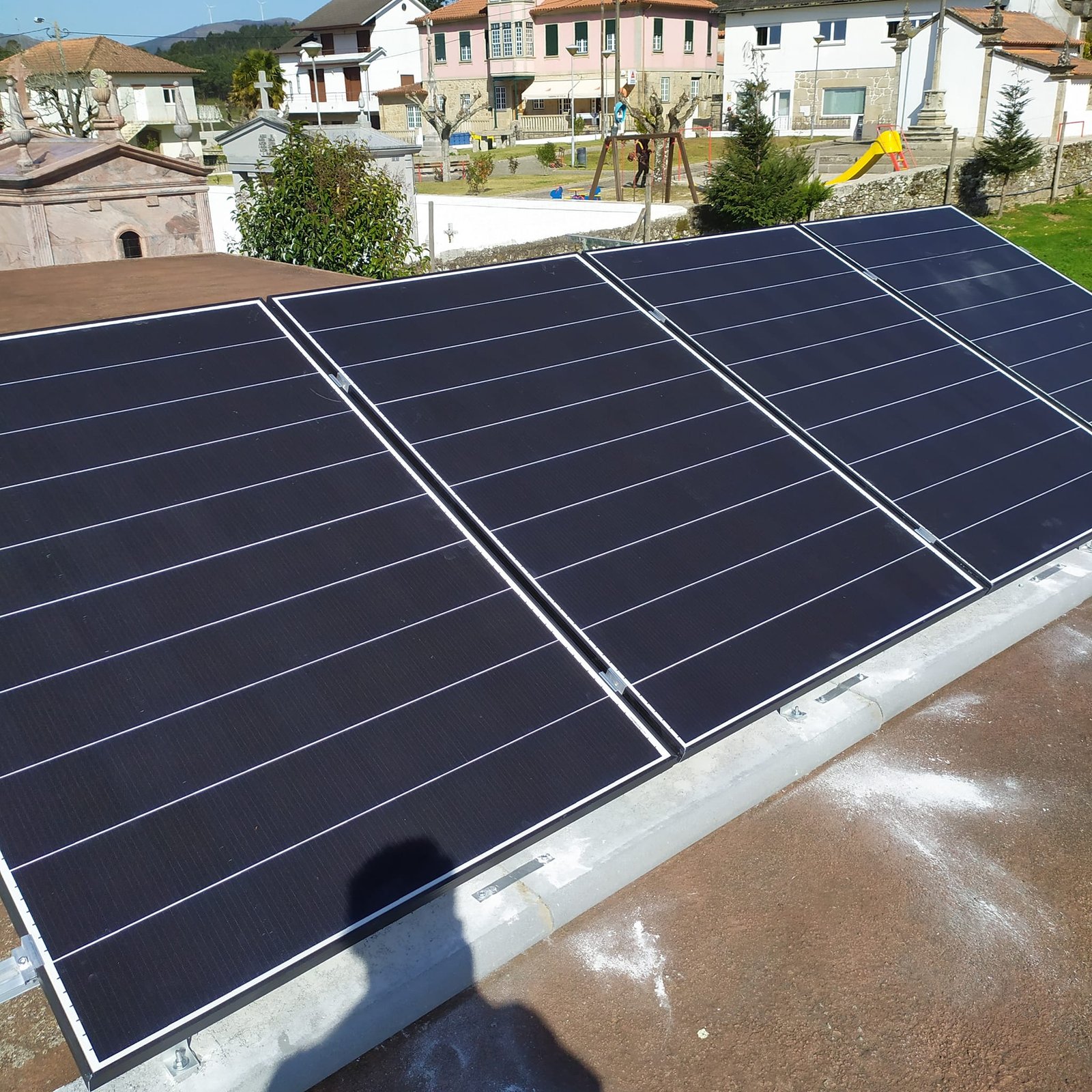 Instalação de Painéis Fotovoltaicos – Porto