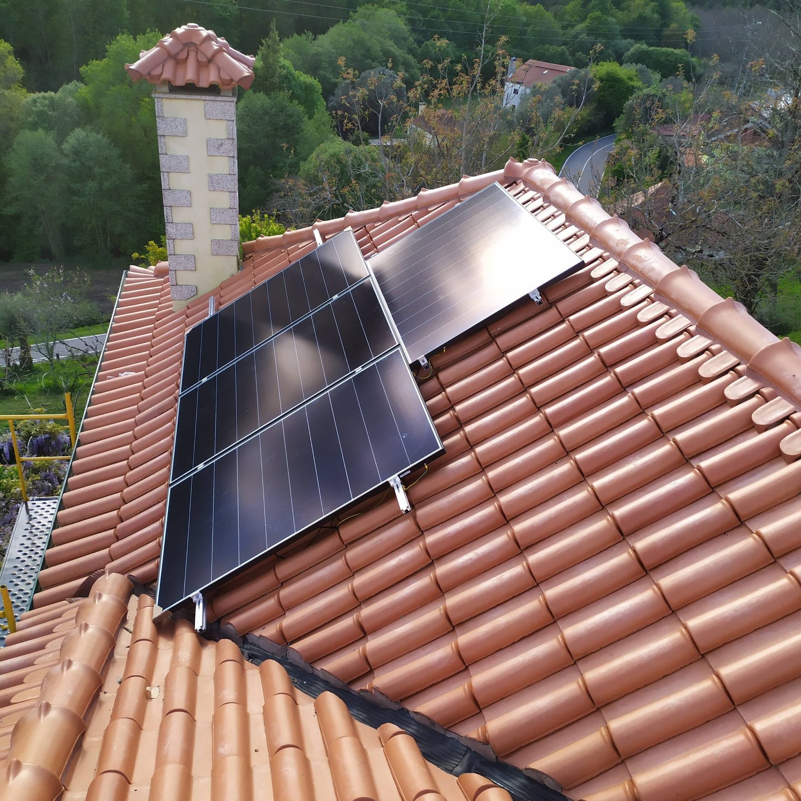 Instalação de Painéis Fotovoltaicos – Quinta Mormeiral, Ponte de Lima